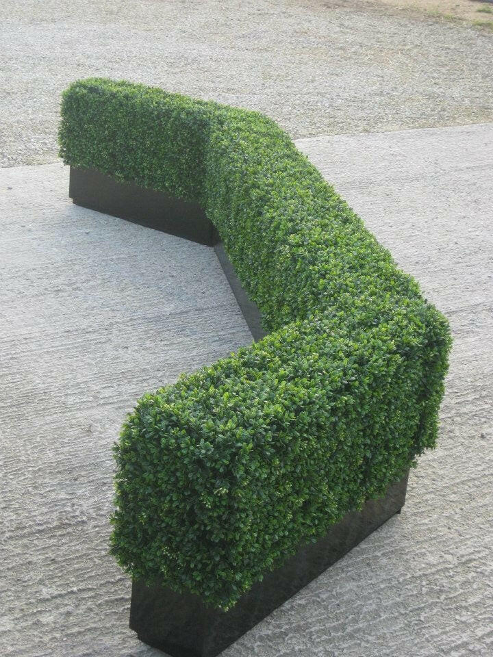 Artificial Bespoke Hedge Building Service