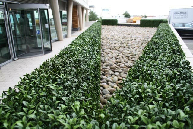 Artificial Bespoke Hedge Building Service