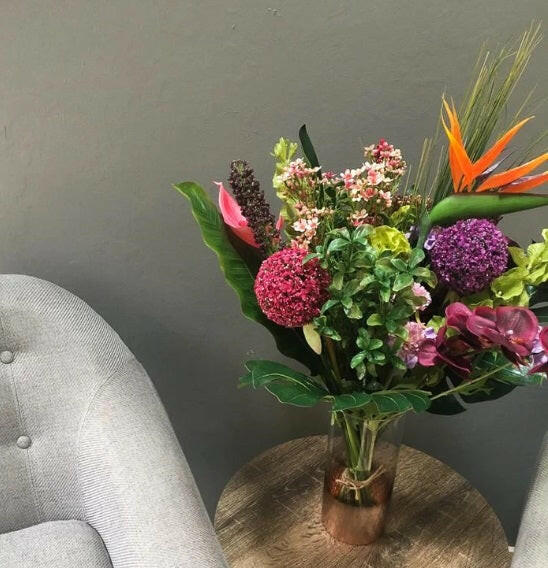 Vase for illustration purposes only, please note this design is now updated and looks like the other image.