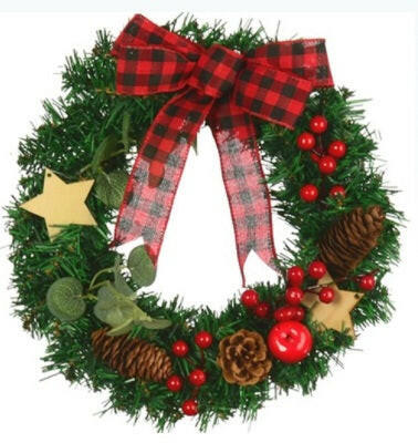 Artificial Spruce Wreath with Pinecones/Berries / Star