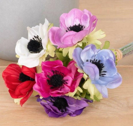 Artificial Silk Anemone Bush in Raffia in situ close up