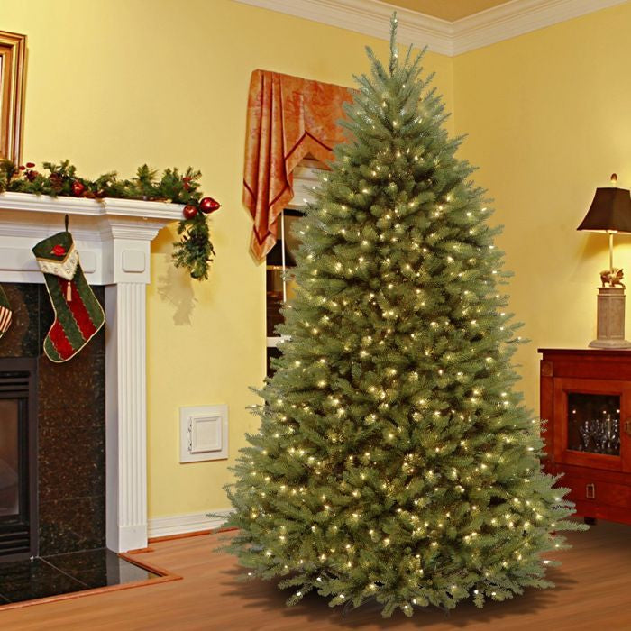 3 Top Tips For Decorating Your Home or Office For Christmas