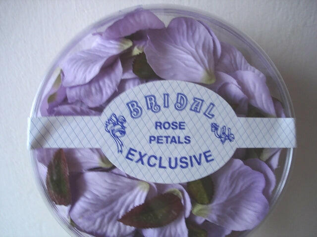 Artificial Silk Rose Petal pieces in a Box