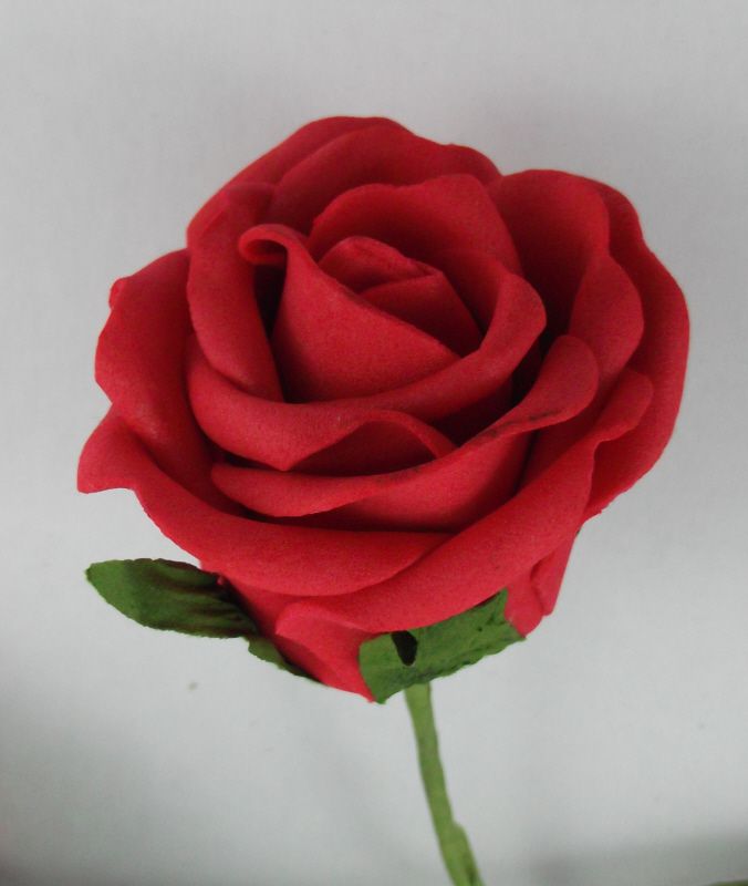 Artificial Colourfast Rose Bud Bunch - 21cm RED (close up of individual Rose Head)